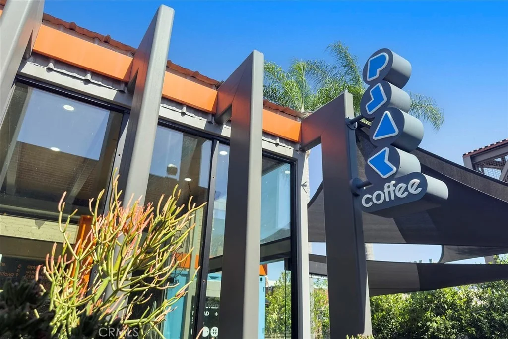 Photo of 1104 Cerritos
