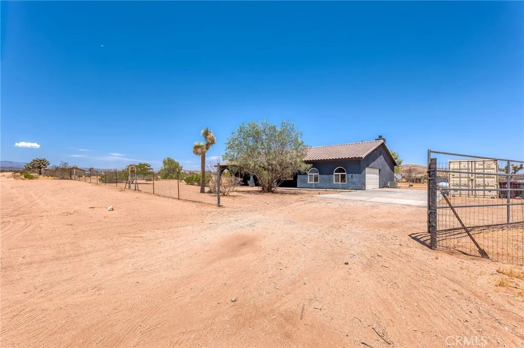 Photo of 60828 Mason Drive