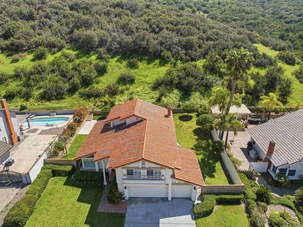 Photo of 1066 Surrey Drive