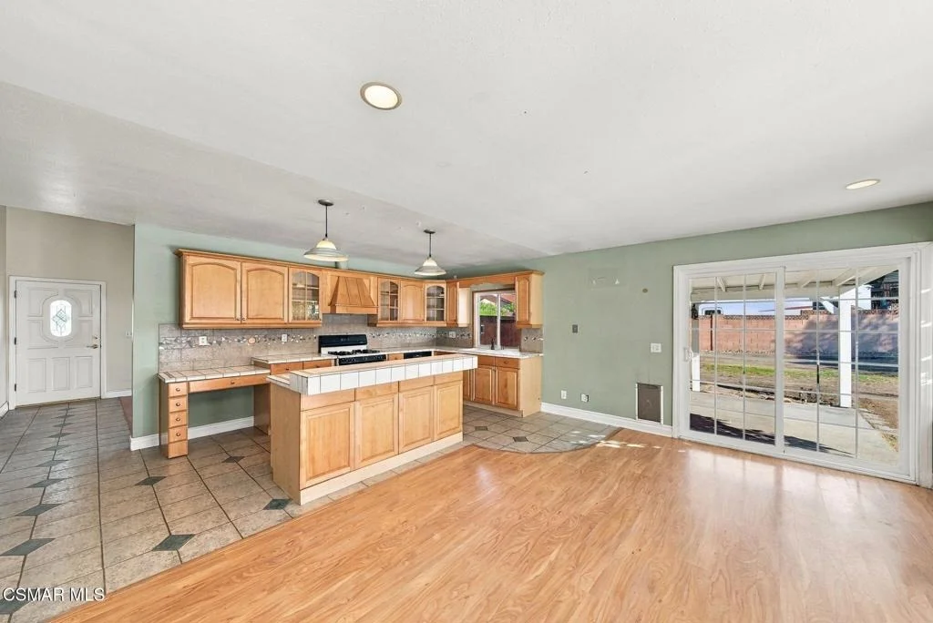 Photo of 2642 Gates Place