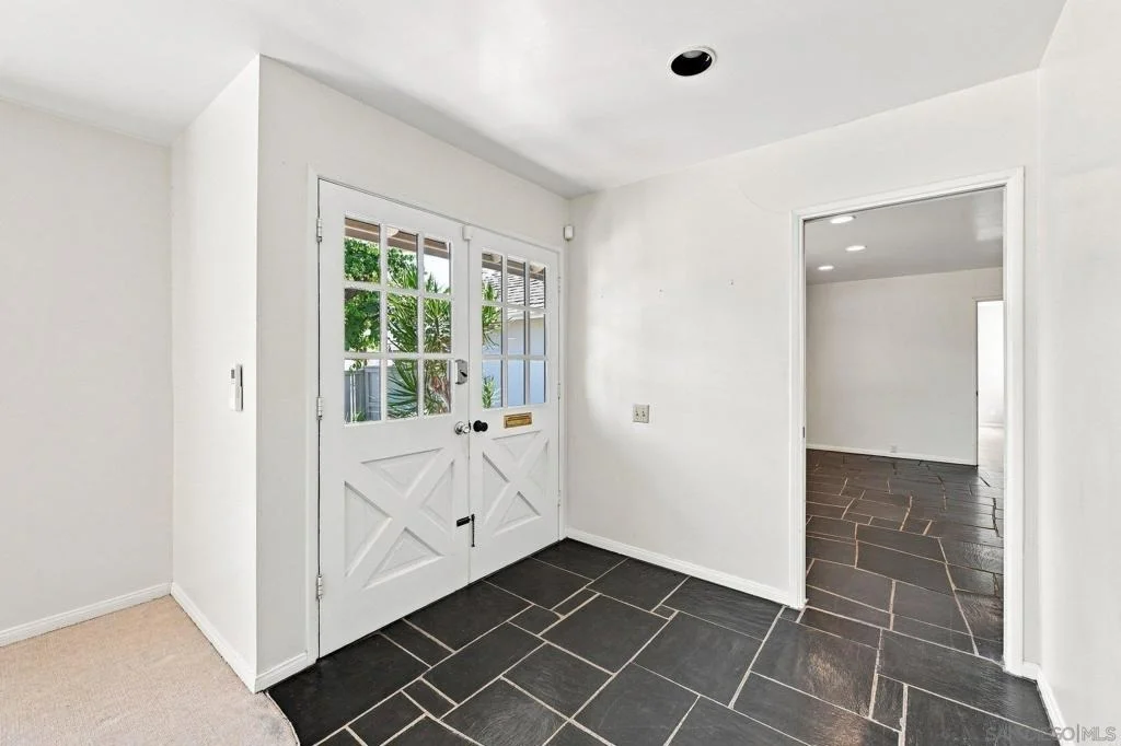 Photo of 2790 Palomino