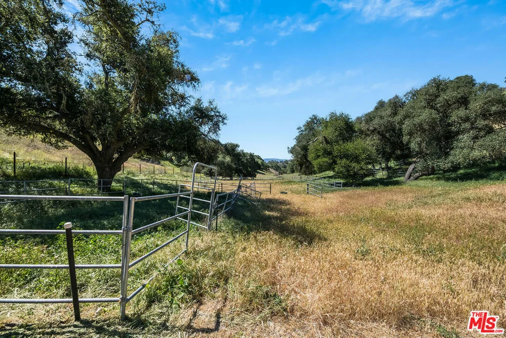 Photo of 3333 & 3349 Long Valley Road