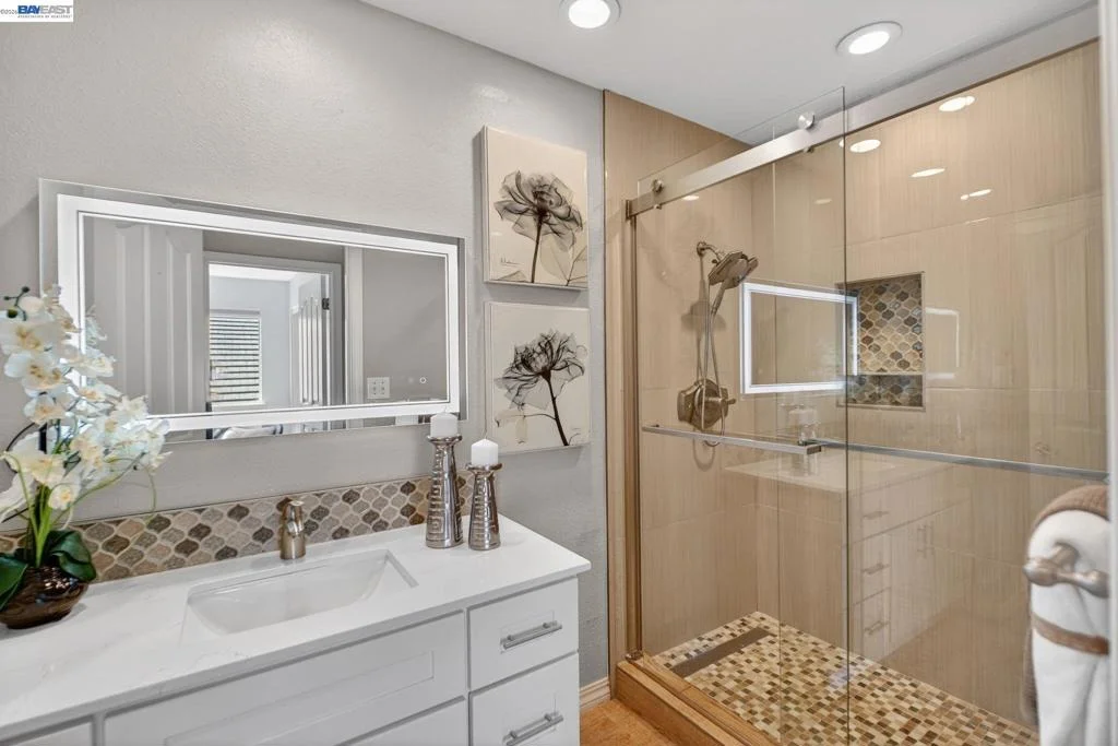 Photo of 7943 Pineville Cir