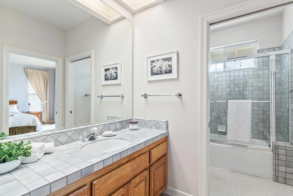 Photo of 4327 Hollyhill Road