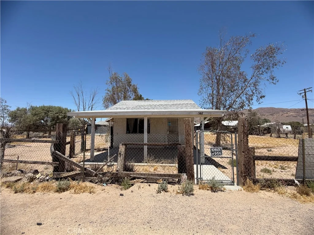 Photo of 567 W Yermo