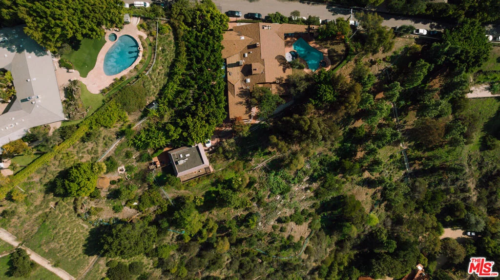 Photo of 1355 Beverly Estates Drive