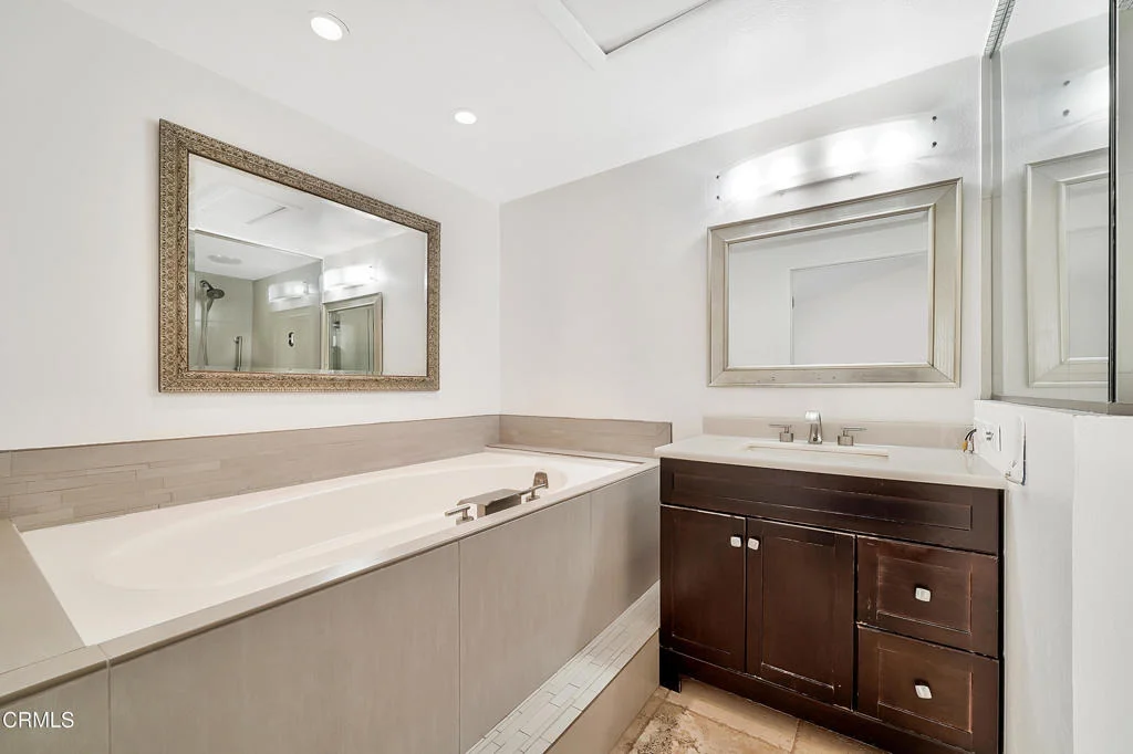 Photo of 2010 Kingsbridge Way