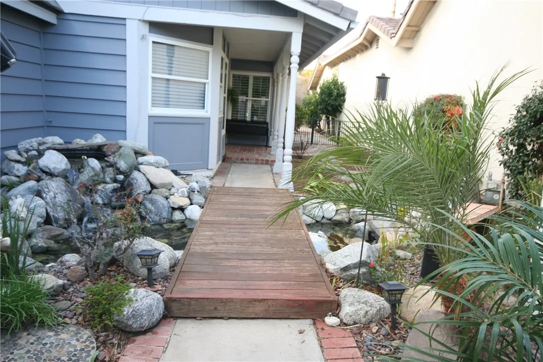 Photo of 653 W Palm Drive