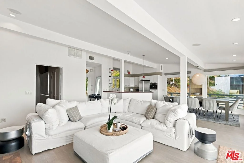 Photo of 24742 Malibu Road
