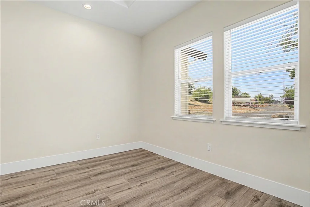 Photo of 3997 Skyview