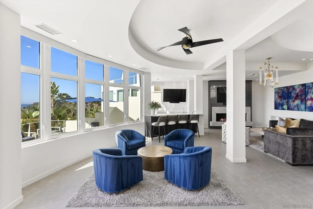 Photo of 121 Via De La Valle