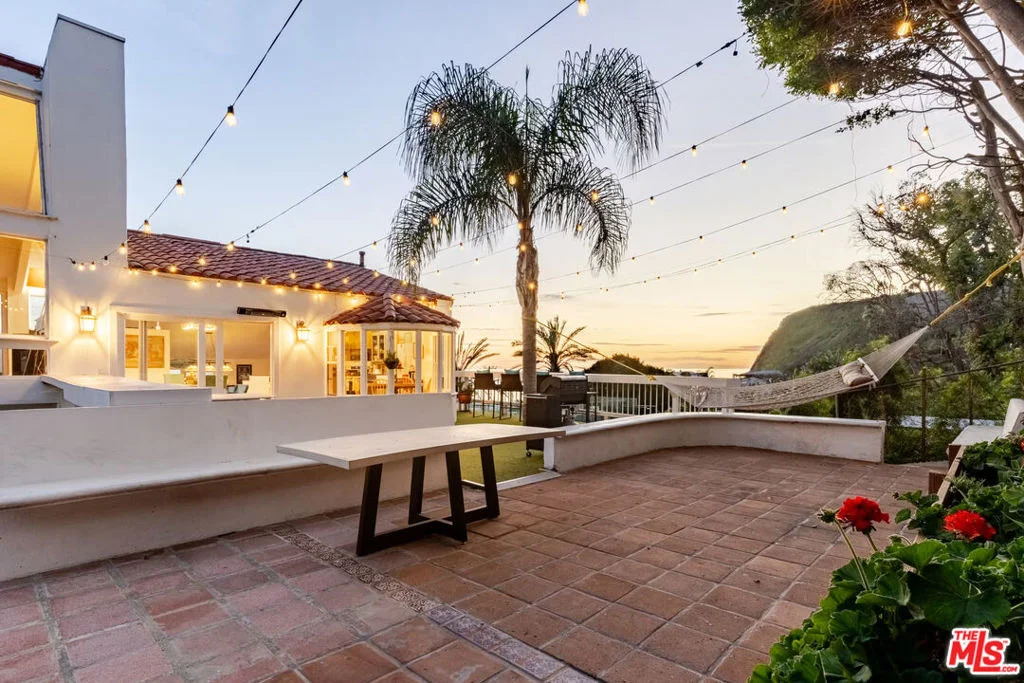 Photo of 21625 Pacific Coast Highway