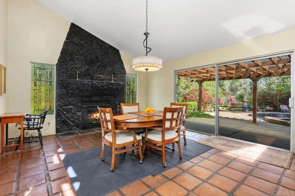 Photo of 29560 Lilac Road