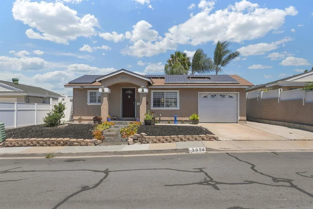 Photo of 3974 Daves Way