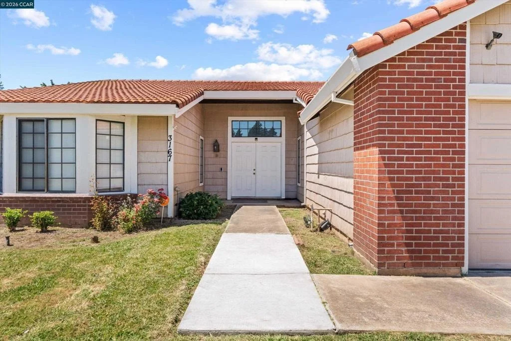 Photo of 3167 Osuna Way