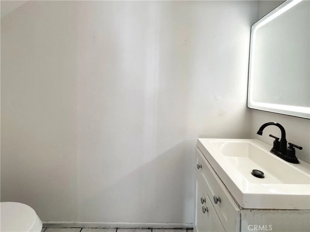 Photo of Unit 16 at 820 W Compton