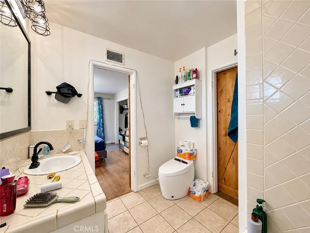 Photo of 9341 Skylark Boulevard