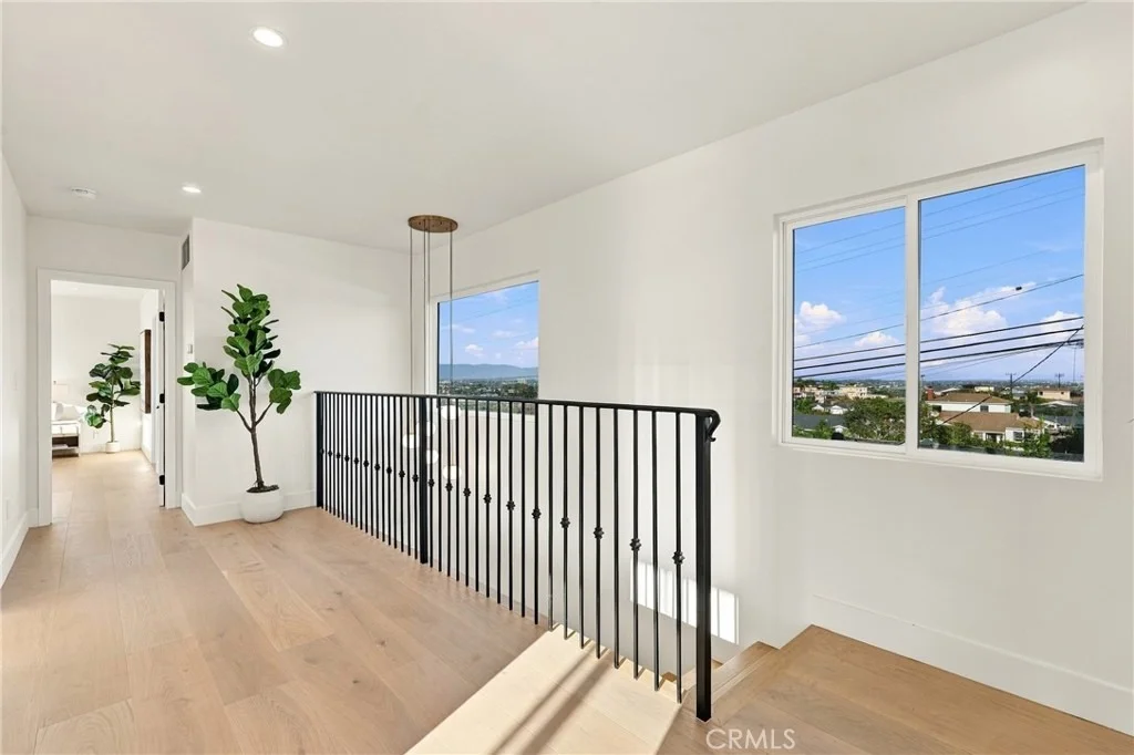 Photo of 205 Via Los Altos