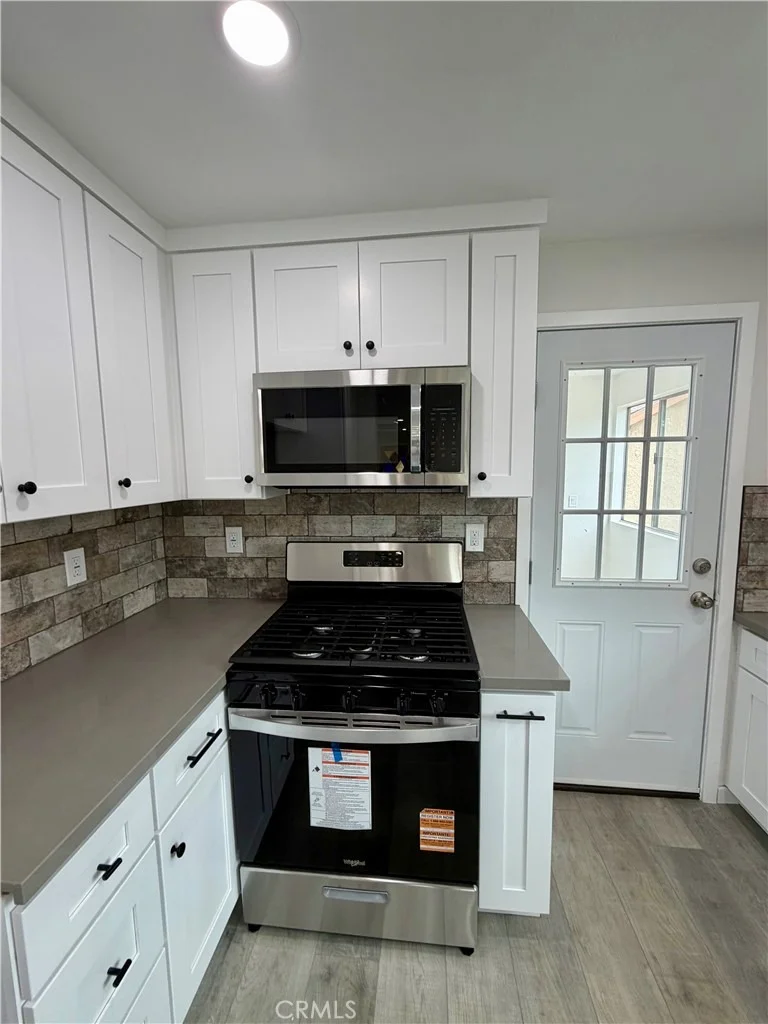 Photo of 543 E 3rd Street