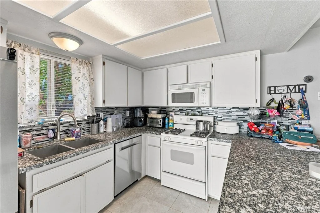 Photo of 22889 Anoka
