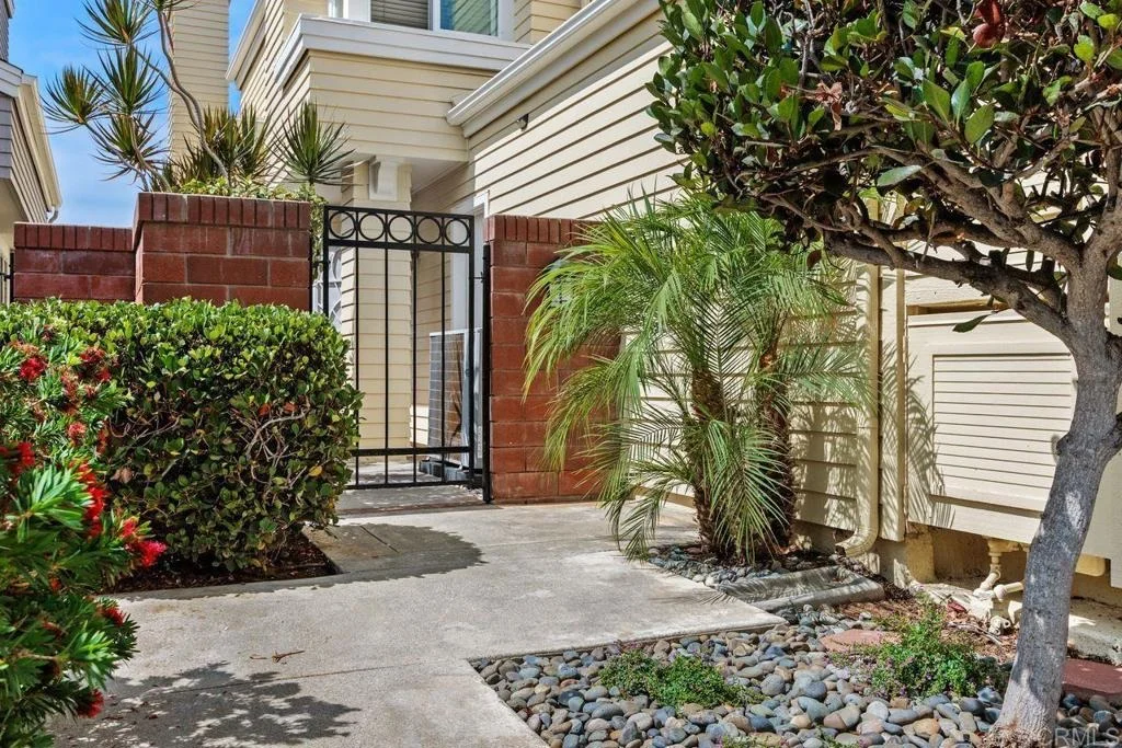 Photo of 7409 Linden