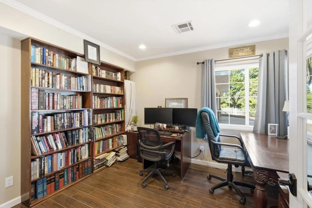 Photo of 10510 Grandview Drive