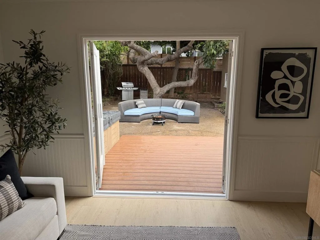 Photo of 633 Arroyo