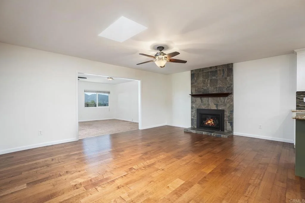 Photo of 9439 LAKE CANYON RD