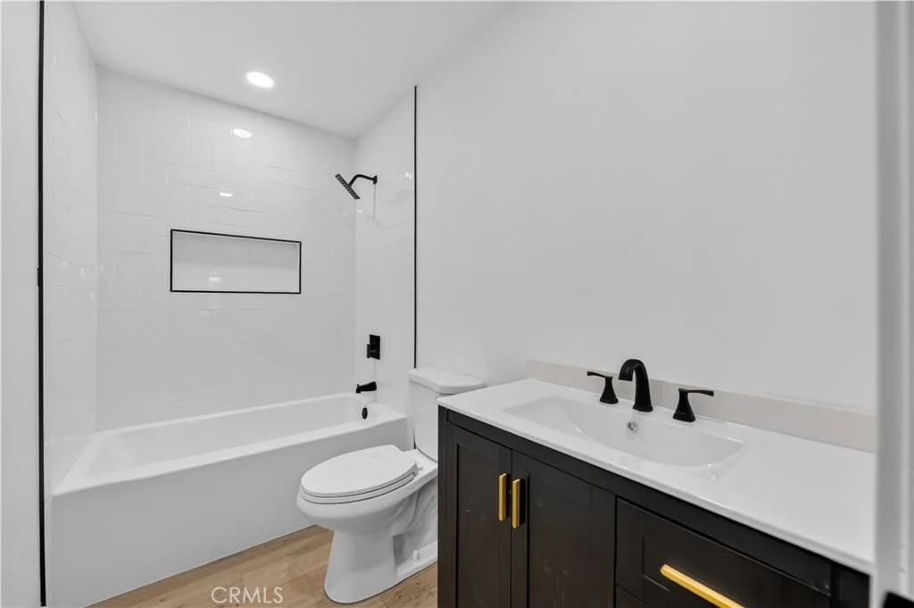 Photo of 26790 Oakmont Drive