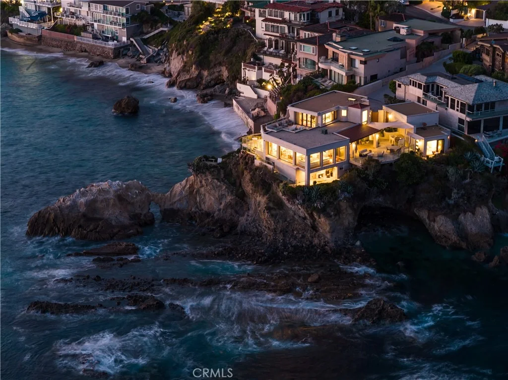 Photo of 1901 Ocean Way