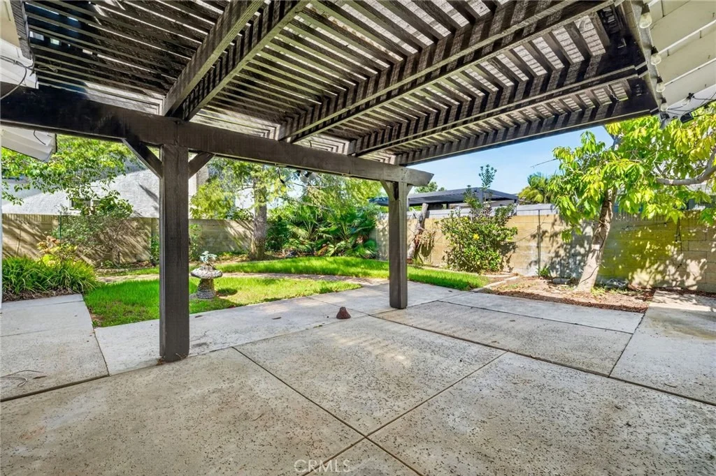 Photo of 8661 Brookside Drive