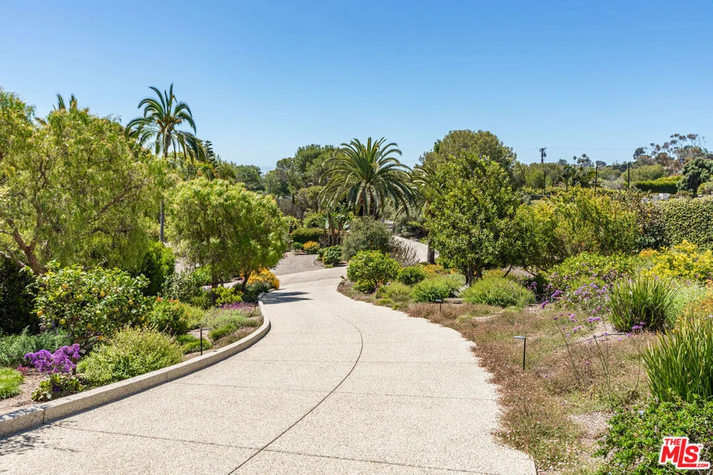 Photo of 28901 Boniface Drive