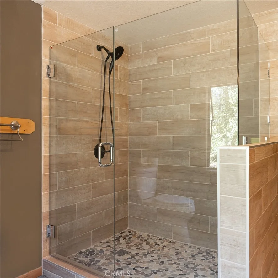 Photo of 43939 Yosemite Drive