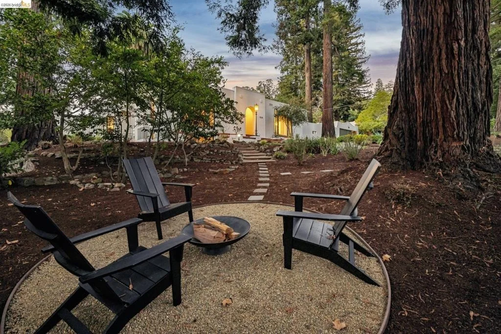 Photo of 5529 Snake Rd