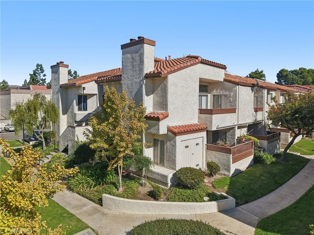 Photo of Unit 308 at 1730 Sinaloa Road