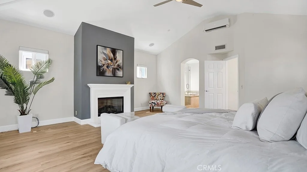 Photo of 209 6th
