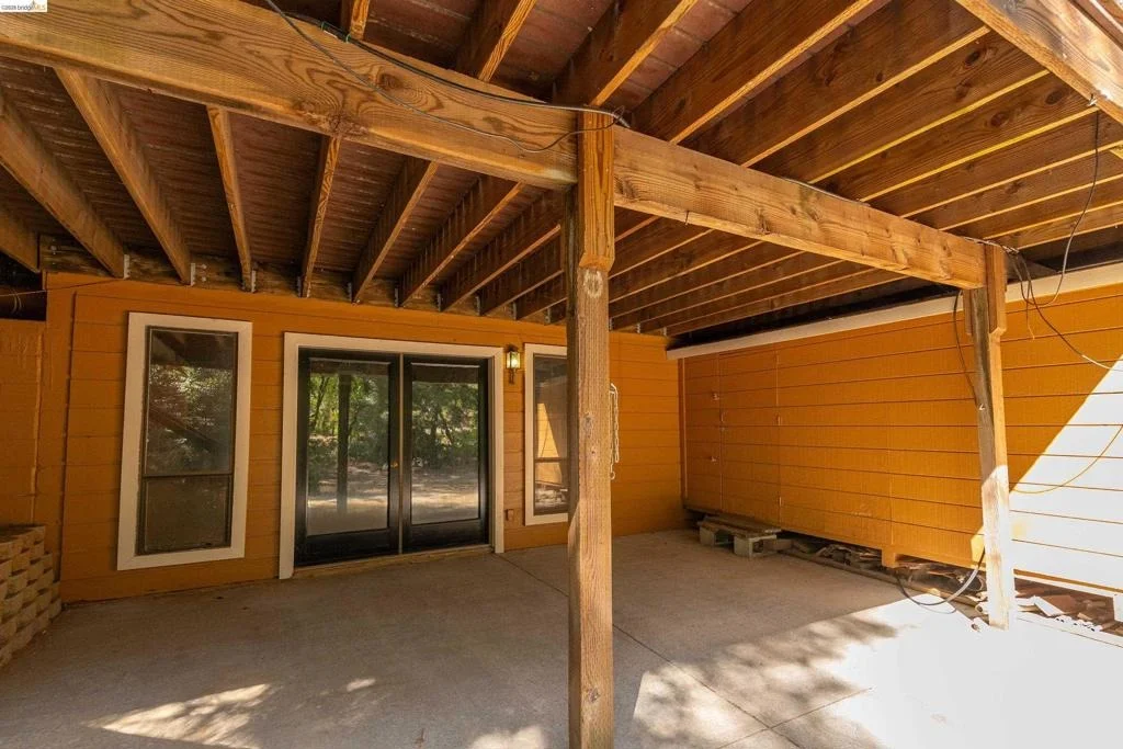 Photo of 20425 Brook Dr.