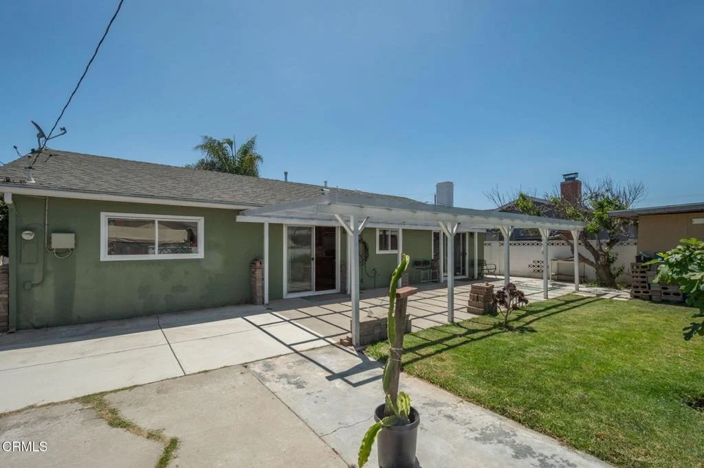 Photo of 2207 Mariposa Street