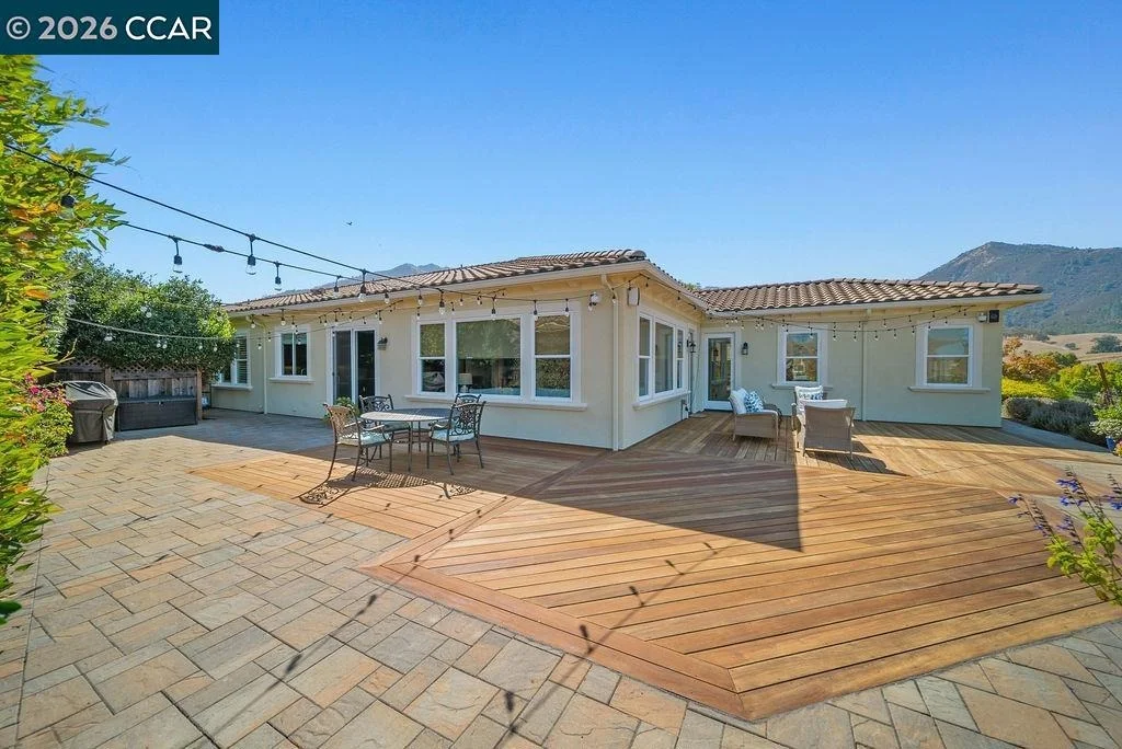 Photo of 24 Promontory Place
