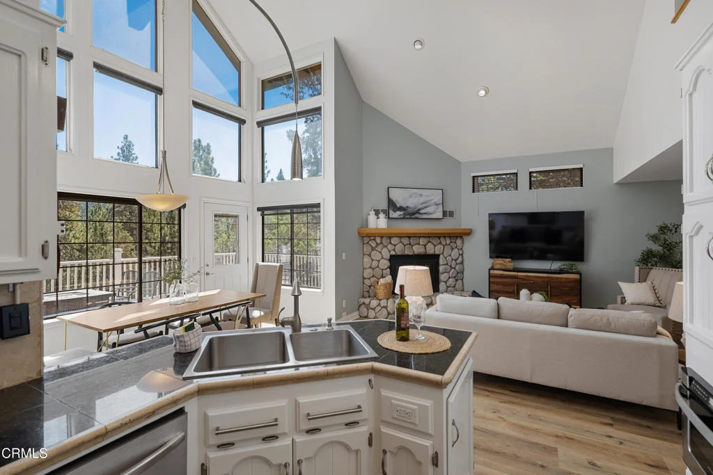 Photo of 568 Silver Tip Drive