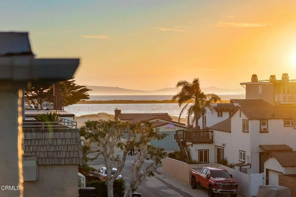 Photo of 124 San Clemente Avenue