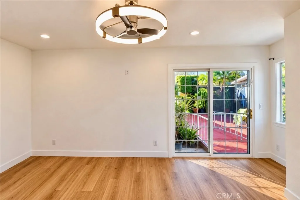 Photo of 17841 Collins