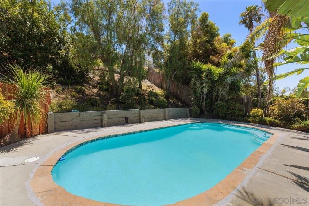Photo of 2337 Fallingleaf