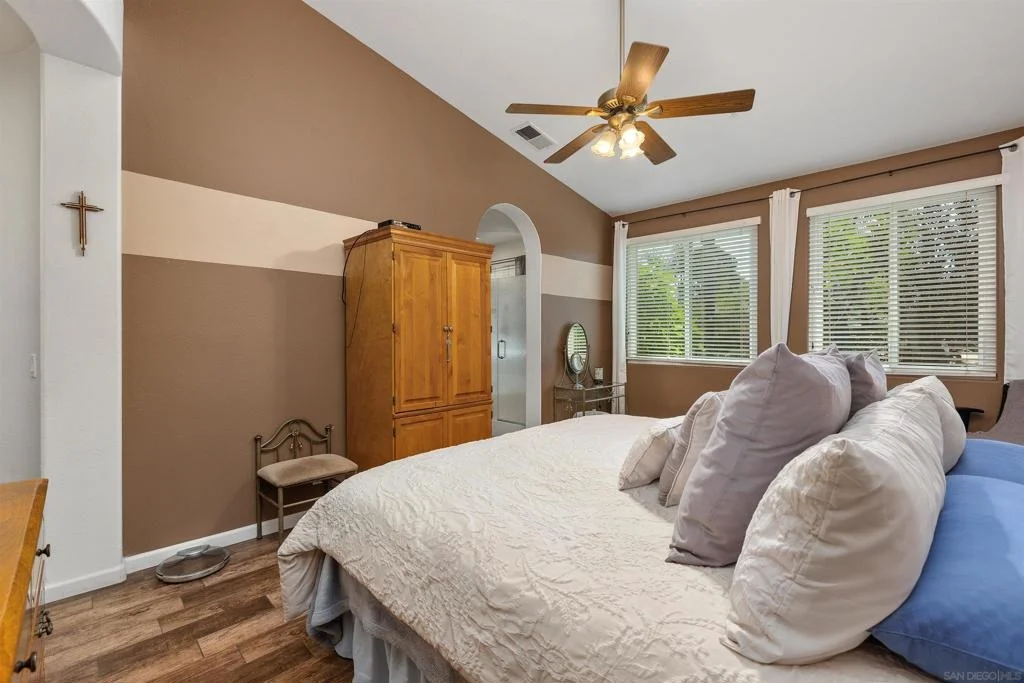 Photo of 16759 Open View
