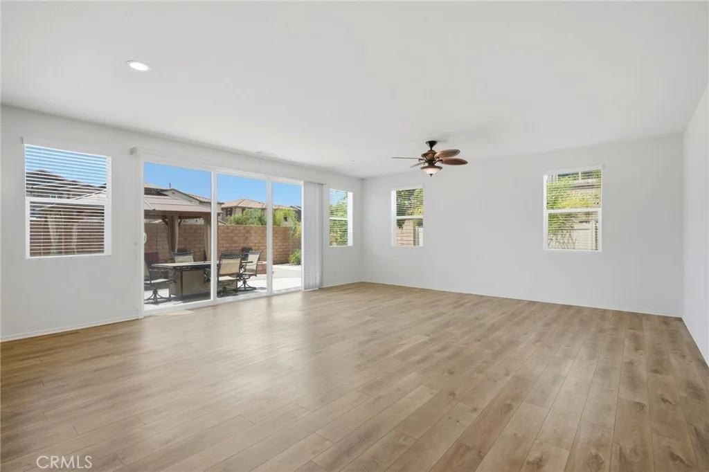 Photo of 38464 Rosegate