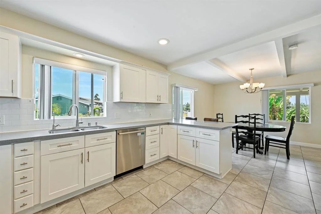 Photo of 2124 Oak Hill Dr.