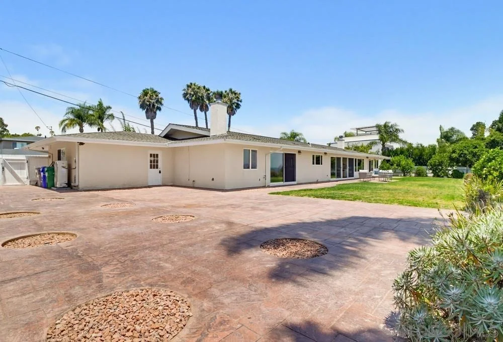 Photo of 2767 Palomino