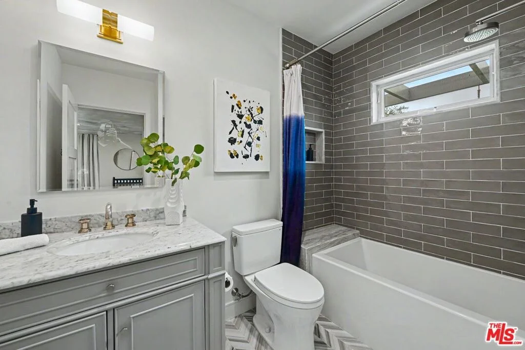 Photo of 922 Berkeley Street