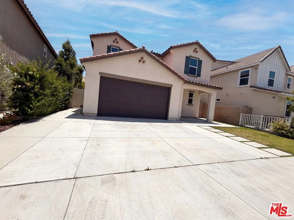 Photo of 383 Eureka Drive