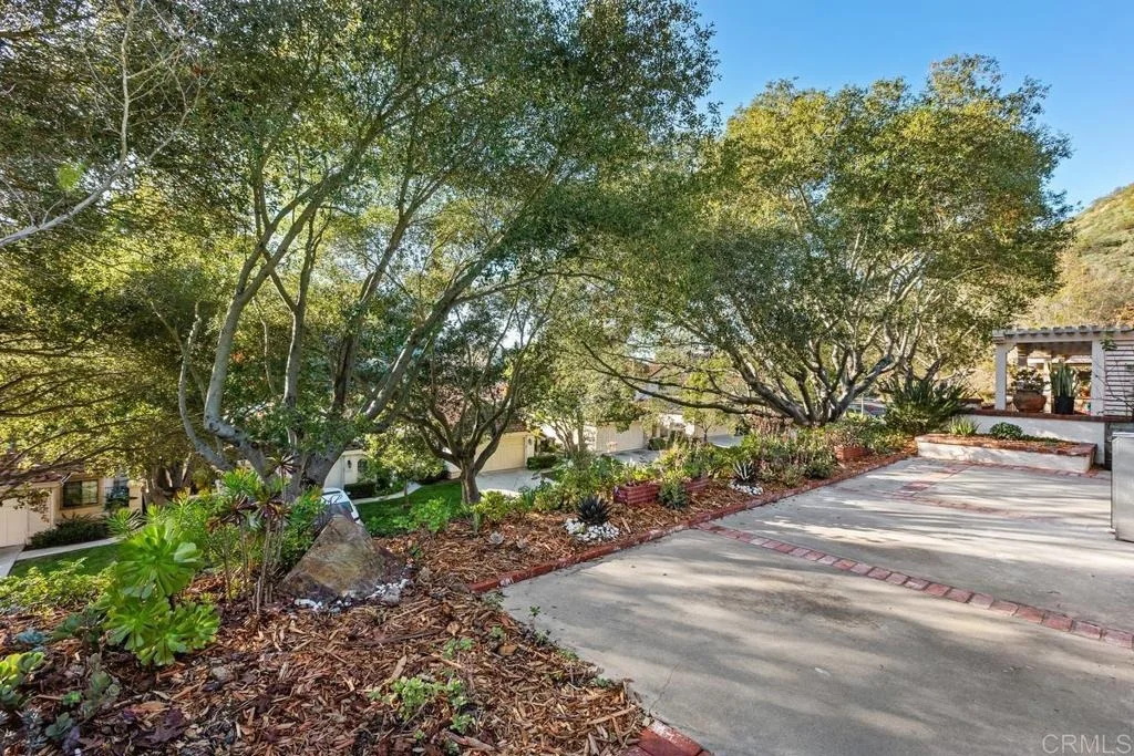 Photo of 2533 Holly Valley Drive